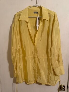 Simkhai Yellow Lightweight Button-Down Tunic Top BNWT Size Medium